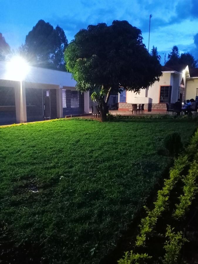 The Peak Meadows Hotel Nyeri Eksteriør bilde